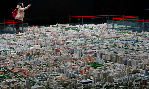 Mô hình phát triển quy hoạch Bắc Kinh ở Thiên An Môn. Ảnh: Reuters