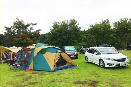 Auto camp tiện lợi khi bạn có thể đỗ và hạ trại ngaybên cạnh xe của mình. Ảnh: Hoài Nam.