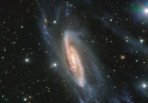 Kính viễn vọng chụp thiên hà NGC 3981 cách Trái Đất 65 triệu năm ánh sáng. Ảnh: ESO.